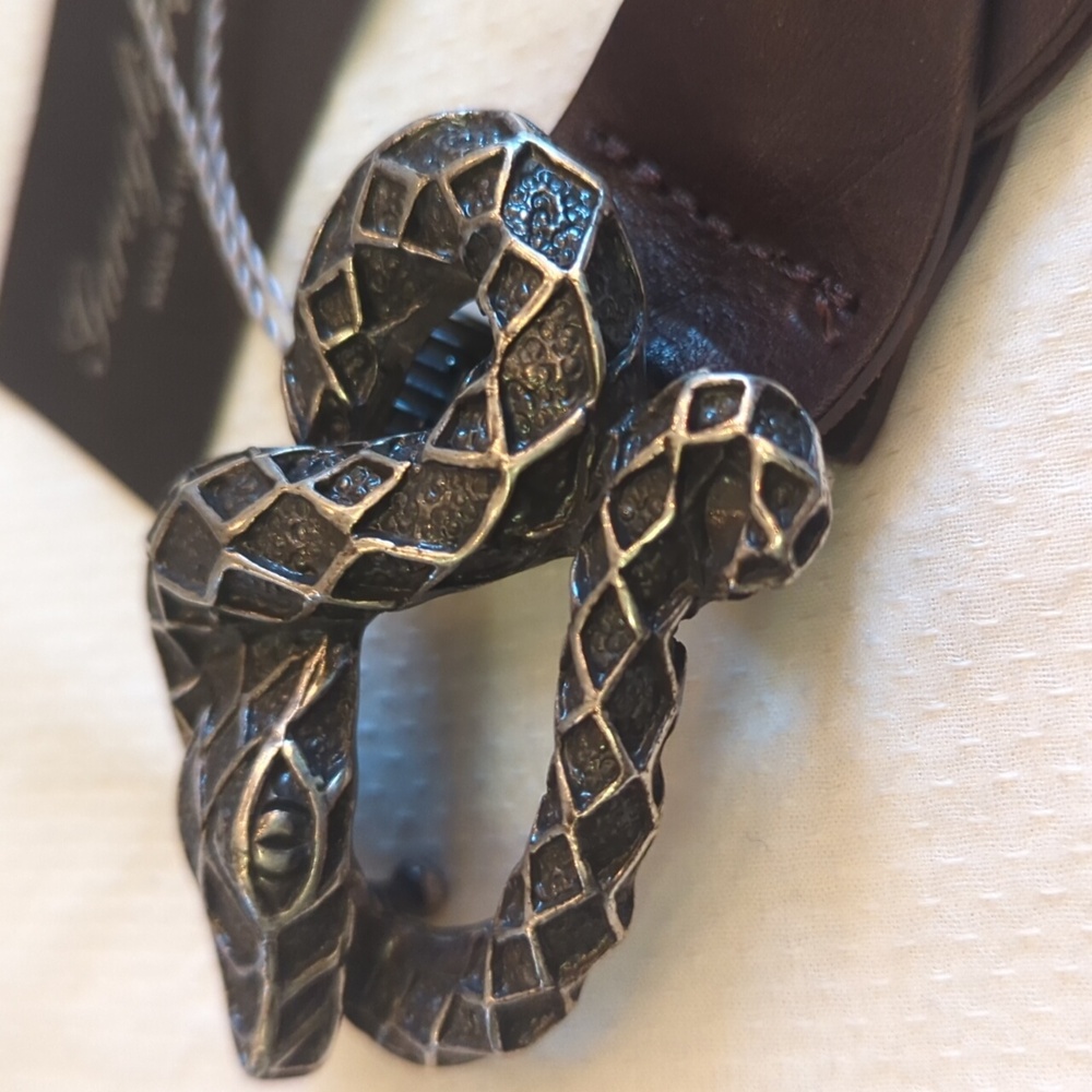 NWT Snake Clasp Italian Leather Belt, 35"